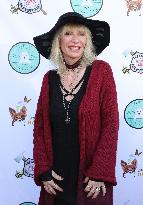 The Brave And The Rescued Honoring Fire Department - LA