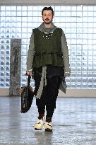 MFW - Simon Cracker Runway