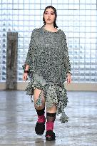 MFW - Simon Cracker Runway