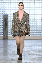 MFW - Simon Cracker Runway