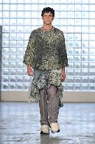 MFW - Simon Cracker Runway