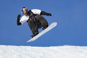 Snowboard: World Cup in Laax