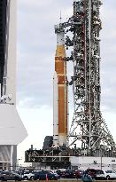 NASA SLS rocket ready for Moon mission