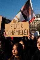 Pro Crown Prince Reza Pahlavi Protrest - Paris