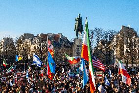 Pro Crown Prince Reza Pahlavi Protrest - Paris