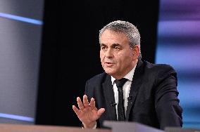 avier Bertrand On Dimanche En Politique - Paris