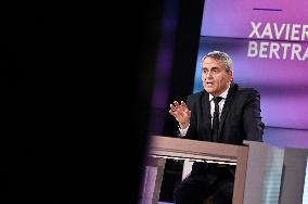 avier Bertrand On Dimanche En Politique - Paris