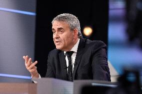 avier Bertrand On Dimanche En Politique - Paris