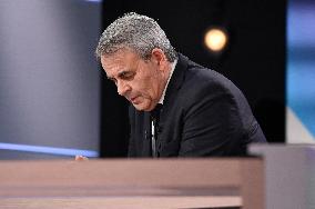 avier Bertrand On Dimanche En Politique - Paris