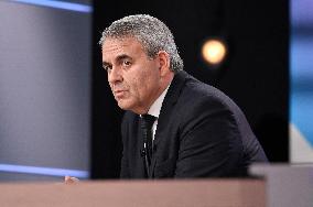 avier Bertrand On Dimanche En Politique - Paris