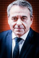 avier Bertrand On Dimanche En Politique - Paris