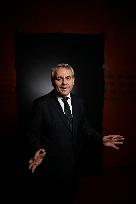 avier Bertrand On Dimanche En Politique - Paris