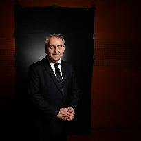 avier Bertrand On Dimanche En Politique - Paris