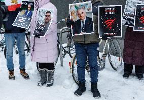 Iranians in Estonia rally outside the US. Embassy in Tallinn