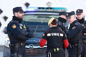 Police Cordon Off Institute For Accident Victims - Cordoba