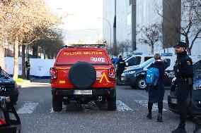 Police Cordon Off Institute For Accident Victims - Cordoba