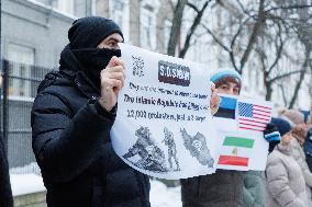 Iranians in Estonia rally outside the US. Embassy in Tallinn