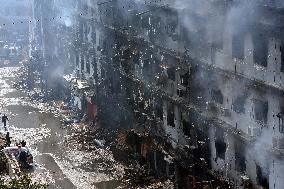 14 Dead in Shopping Center Fire - Pakistan