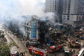 14 Dead in Shopping Center Fire - Pakistan