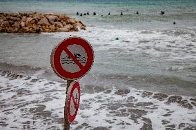 Illustration - Surf in Carry-Le-Rouet - France