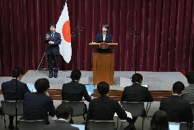PM Takaichi announces plan to dissolve lower house