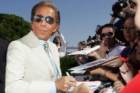 Italian Fashion Designer Valentino Dead At 93