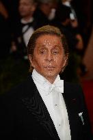 Italian Fashion Designer Valentino Dead At 93