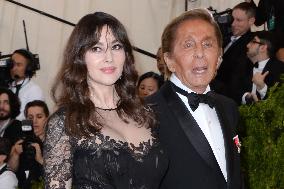 Italian Fashion Designer Valentino Dead At 93