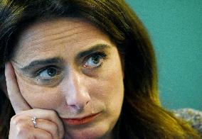 Marine Tondelier Press Conference - Paris