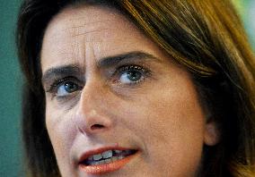 Marine Tondelier Press Conference - Paris