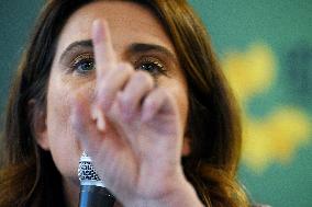 Marine Tondelier Press Conference - Paris