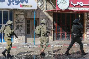 Hebron Curfew - West Bank