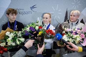 Estonian figure skaters returning from the European Championships in Sheffield