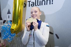 Estonian figure skaters returning from the European Championships in Sheffield