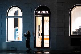 Valentino s Historic Atelier Located In Piazza Mignanelli - Rome