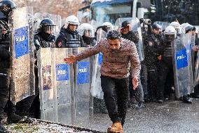 Kurds Protest Syrian Attacks - Turkey