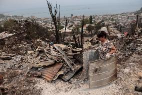 Deadly Wildfires in Southern Chile Force Thousands to Flee