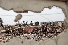 Deadly Wildfires in Southern Chile Force Thousands to Flee