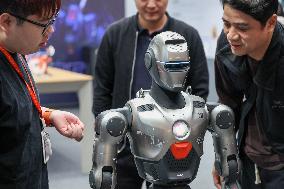 Retail Stores In Tech Sector - Shenzhen