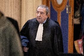 Trial of Marine Le Pen and RN s officials during a break - Paris AJ