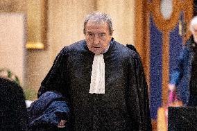 Trial of Marine Le Pen and RN s officials during a break - Paris AJ