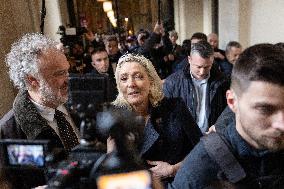 Trial of Marine Le Pen and RN s officials during a break - Paris AJ