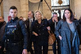 Trial of Marine Le Pen and RN s officials during a break - Paris AJ