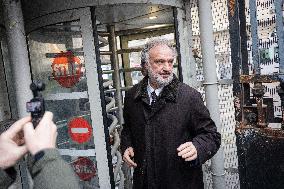 Trial of Marine Le Pen and RN s officials during a break - Paris AJ