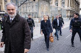 Trial of Marine Le Pen and RN s officials during a break - Paris AJ
