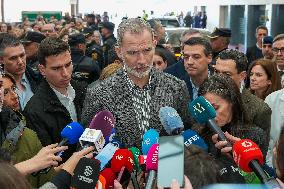Royals Visit To Command Post After Adamuz Railway Train Accident - Spain