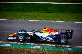 MOTORI - Formula 1 - Shakedown of VCARB Racing Bulls