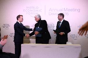 Macron and with leaders of AI companies at World Economic Forum annual meeting - Davos