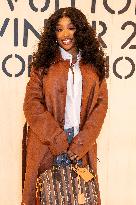 PFW Louis Vuitton Photocall EB