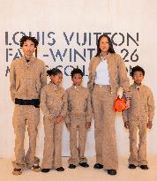 PFW Louis Vuitton Photocall EB
